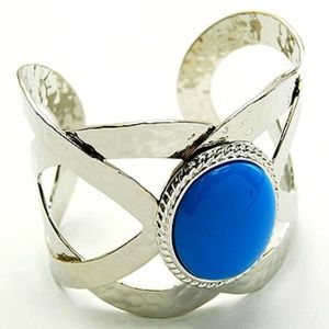 Hammered Solitaire Stone Cuff